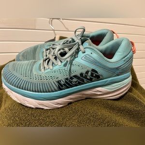 Hoka women’s size 7 bondi 7